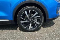 Vehicle Thumbnail 16