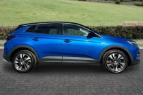 Vehicle Thumbnail 8