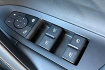 Vehicle Thumbnail 36