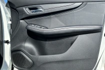 Vehicle Thumbnail 56