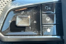 Vehicle Thumbnail 32