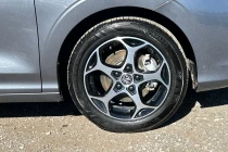 Vehicle Thumbnail 10