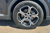 Vehicle Thumbnail 10