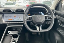 Vehicle Thumbnail 30