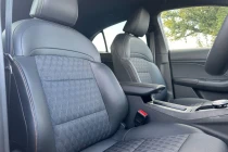 Vehicle Thumbnail 10