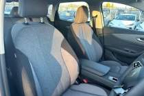 Vehicle Thumbnail 8