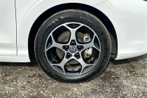 Vehicle Thumbnail 9