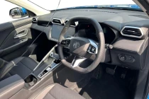 Vehicle Thumbnail 7