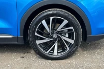 Vehicle Thumbnail 9
