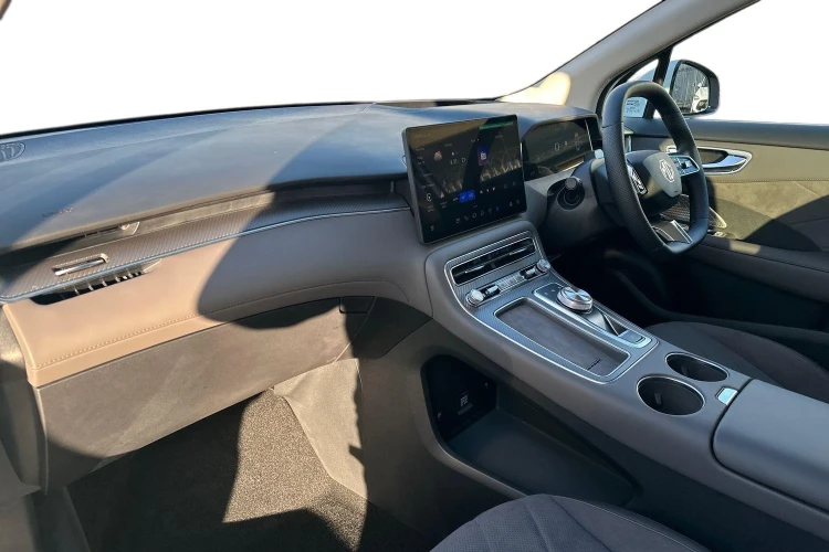 Vehicle Image - 1