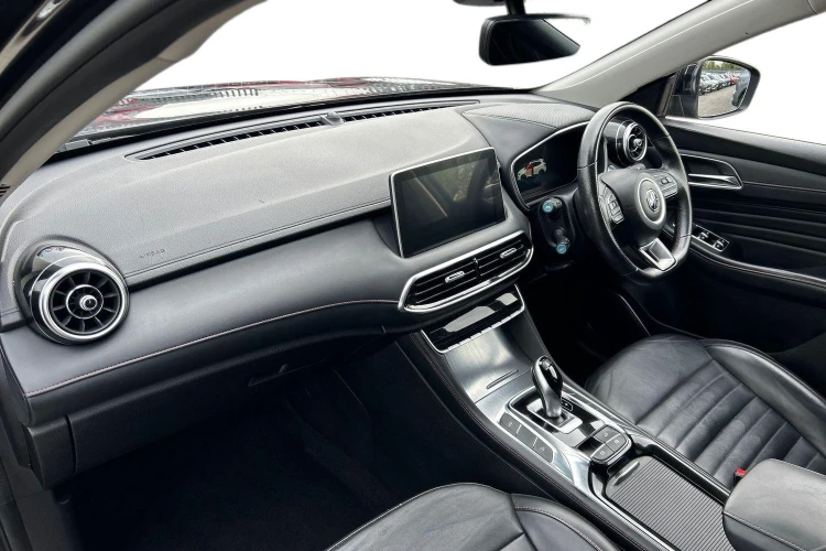 Vehicle Image - 3