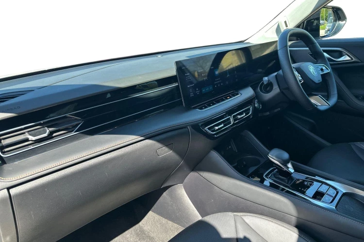 Vehicle Image - 3