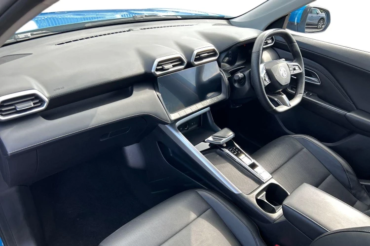 Vehicle Image - 3