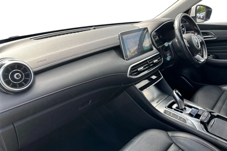 Vehicle Image - 2