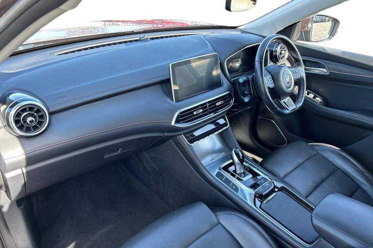 Vehicle Image - 3