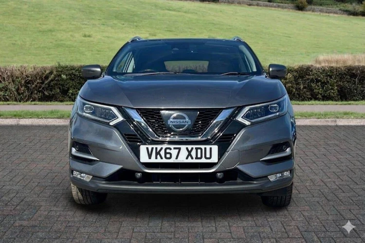 Vehicle Image - 2