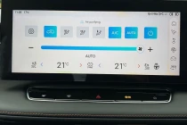 Vehicle Thumbnail 16