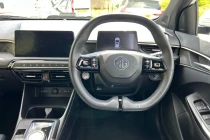 Vehicle Thumbnail 26
