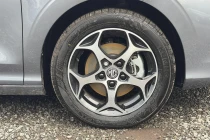 Vehicle Thumbnail 5