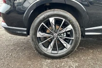 Vehicle Thumbnail 16