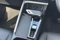 Vehicle Thumbnail 9