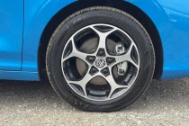 Vehicle Thumbnail 5