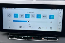 Vehicle Thumbnail 12