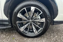 Vehicle Thumbnail 16