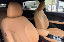Vehicle Thumbnail 12