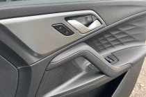 Vehicle Thumbnail 15