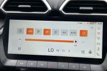 Vehicle Thumbnail 12