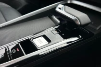 Vehicle Thumbnail 30