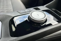 Vehicle Thumbnail 30