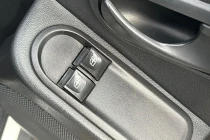 Vehicle Thumbnail 18
