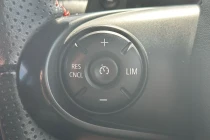 Vehicle Thumbnail 16