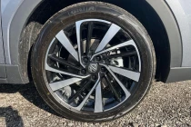Vehicle Thumbnail 15