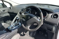 Vehicle Thumbnail 6