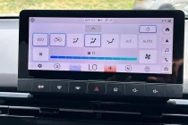 Vehicle Thumbnail 12