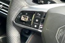 Vehicle Thumbnail 16
