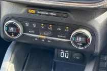 Vehicle Thumbnail 12