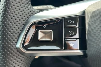 Vehicle Thumbnail 12