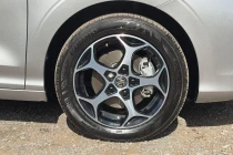 Vehicle Thumbnail 5