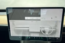 Vehicle Thumbnail 11
