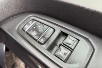 Vehicle Thumbnail 19