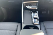 Vehicle Thumbnail 8