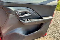 Vehicle Thumbnail 28