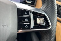 Vehicle Thumbnail 16
