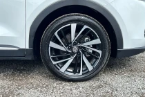 Vehicle Thumbnail 5