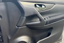 Vehicle Thumbnail 32