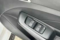 Vehicle Thumbnail 14